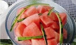 梦见侄子吃瓜,侄子吃瓜背后的寓意解析