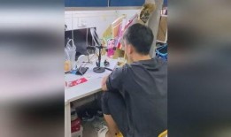 进群吃瓜的视频,揭秘进群吃瓜背后的娱乐现象