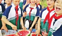 学生的吃瓜比赛,吃瓜大赛，谁是瓜王争霸记