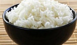 梦见给女儿吃瓜米饭,瓜米饭中的母女情深