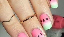 美甲圈吃瓜,揭秘吃瓜背后的真相与内幕