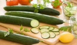 吃瓜麻嘴为什么,揭秘“吃瓜麻嘴”现象背后的社会心理