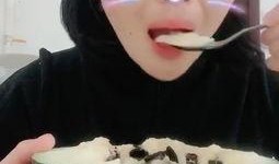 丸子妹吃瓜视频