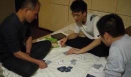 云南吃瓜韩婧个打扑克,云南“吃瓜”韩婧个与扑克牌的欢乐时光
