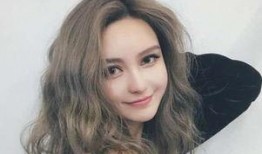 女生发了吃瓜,女生朋友圈“吃瓜”背后的秘密