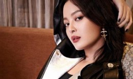 辛芷蕾吃瓜图片