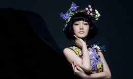 林默吃瓜穿越,一场意外引发的奇幻之旅