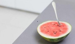 吃瓜不给勺,吃瓜群众如何不给勺，轻松看透明星幕后